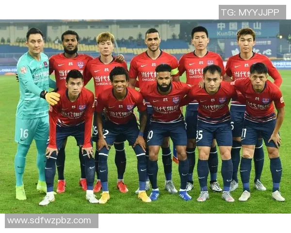 上海乒乓球队比赛经验引发热议球迷与专家观点交锋探讨竞技水平