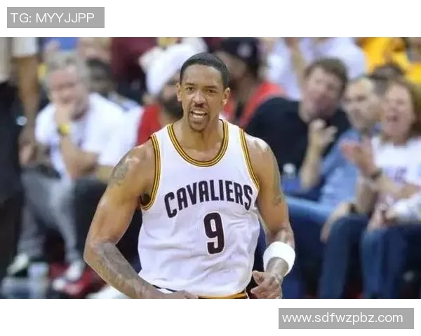 李敏的篮球人生：从梦想起航到巅峰对决的深度对话探索