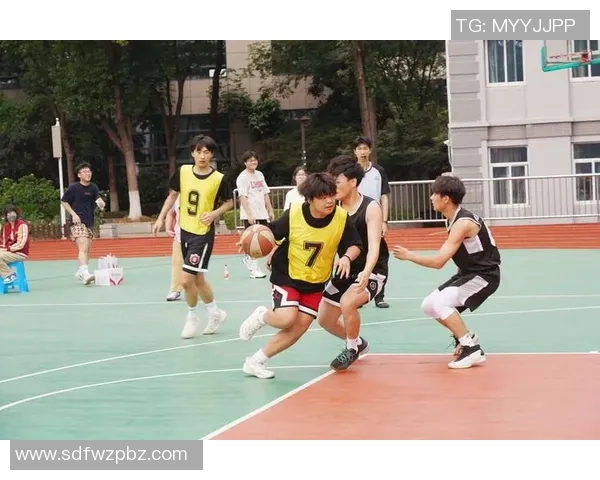 南京篮球队荣登篮球配合排行榜第九名展现团队实力与默契