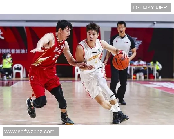 杭州网球队以82分领跑大师赛积分榜展现强劲实力 杭州网球队以82分领跑大师赛积分榜展现强劲实力